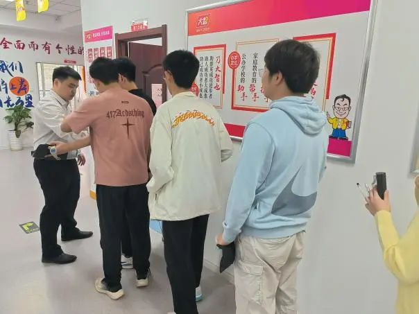 962882470b442732f840126e0f8877b2_compress(1)